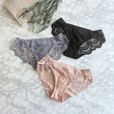 ブラデリス フロントホックスタイルビキニ24A1